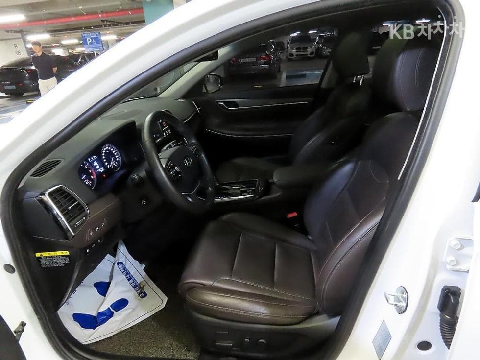 Hyundai Grandeur (Azera)IG2.4 Premium Special (special feature/edition) - 6