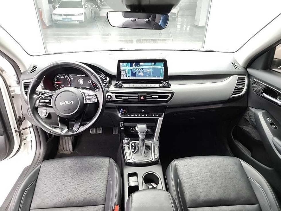Kia Seltos1.6 Gasoline Turbo 2WD Trendy - 7