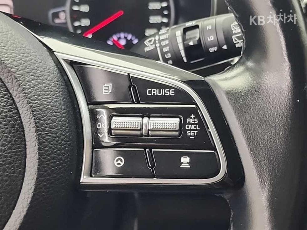 Kia Seltos1.6 Gasoline Turbo 2WD Trendy - 17