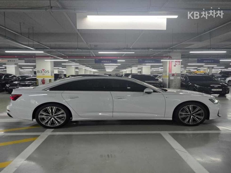 Audi A6(C8)45 TFSI Quattro Premium - 3