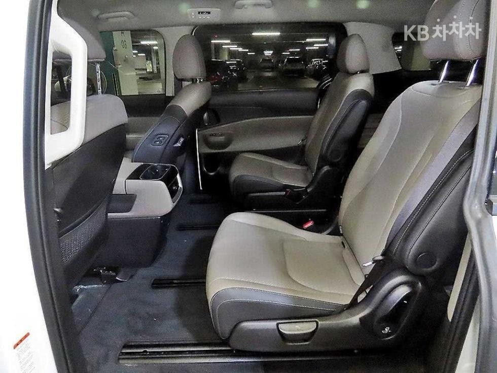 Kia The New (facelift) Carnival 4th generationG3.5 GDI 7-seater (Limousine) 아웃도어 - 7