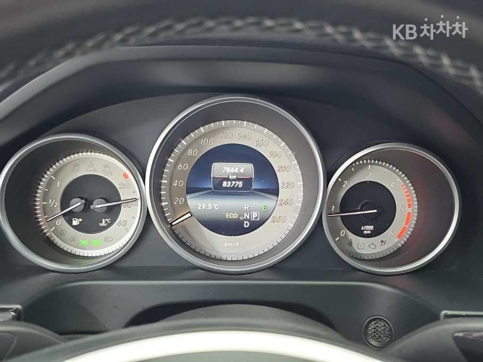 Mercedes-Benz New E-ClassE220 블루텍 Avantgarde 스포츠 W212 - 6