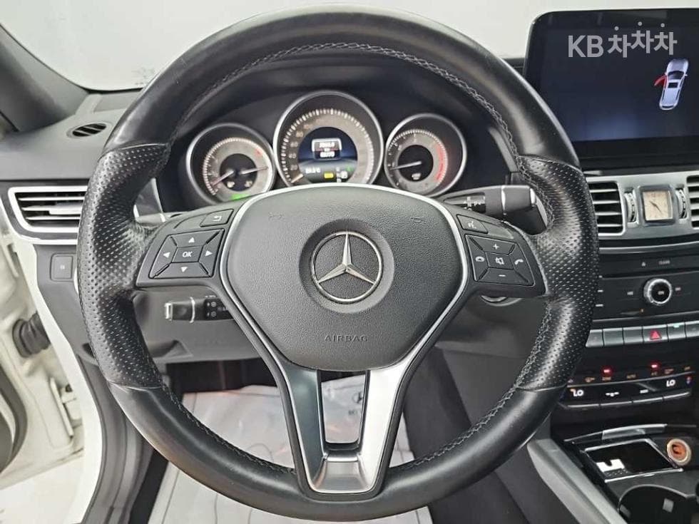 Mercedes-Benz New E-ClassE220 블루텍 Avantgarde 스포츠 W212 - 9