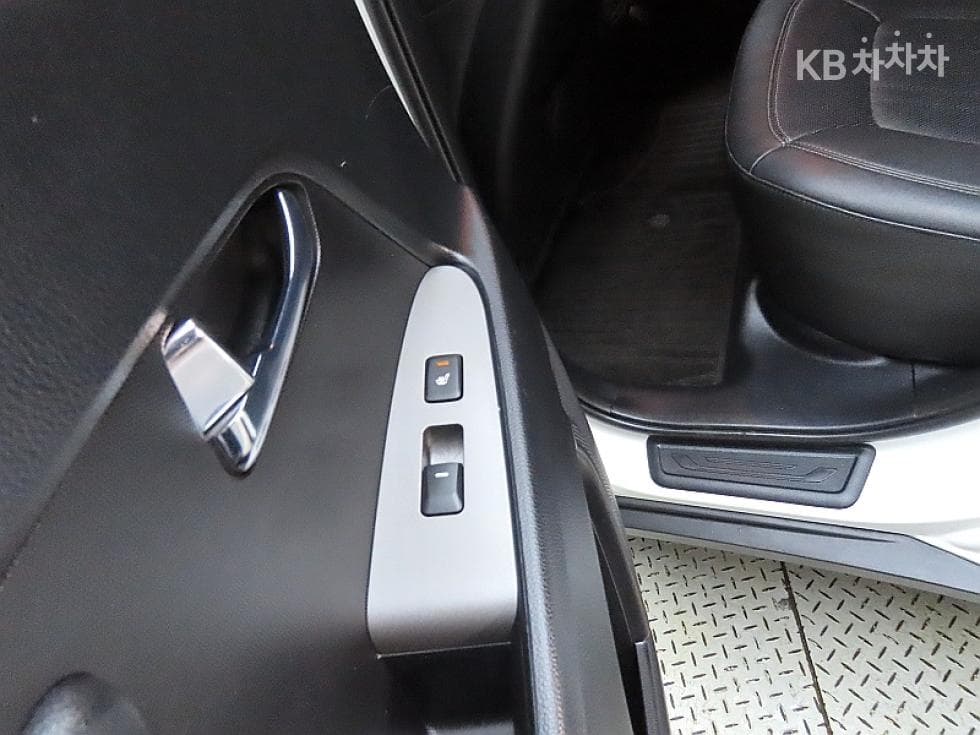 Киа The New (фейслифт) Sportage RДизел 2WD Престиж - 18