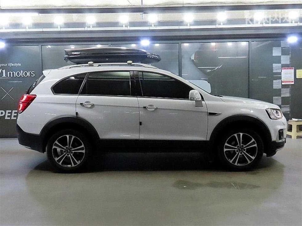 Джи Ем Корея Chevrolet Captiva2WD LT 7-местен (Лимузин) - 3