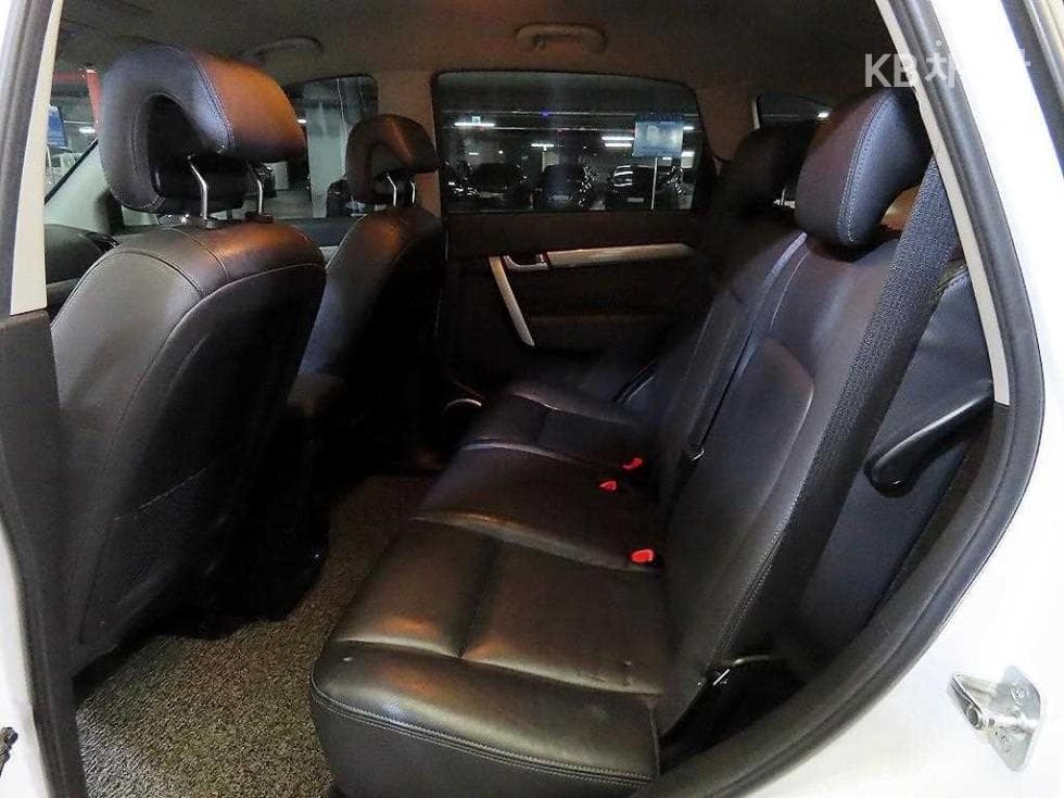 Джи Ем Корея Chevrolet Captiva2WD LT 7-местен (Лимузин) - 7