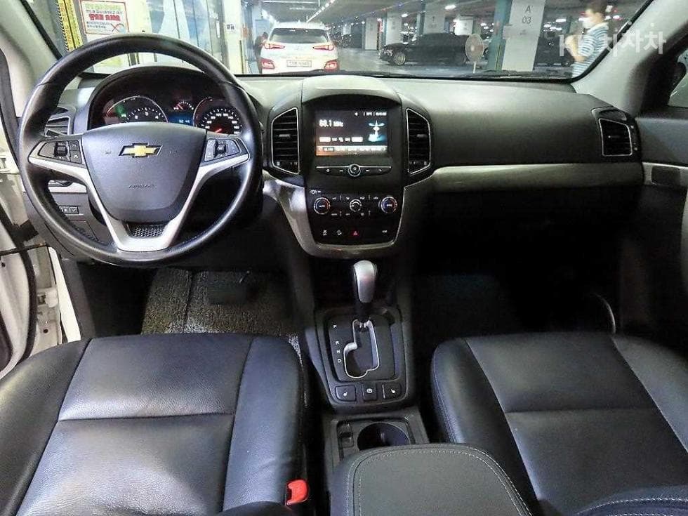 Джи Ем Корея Chevrolet Captiva2WD LT 7-местен (Лимузин) - 10