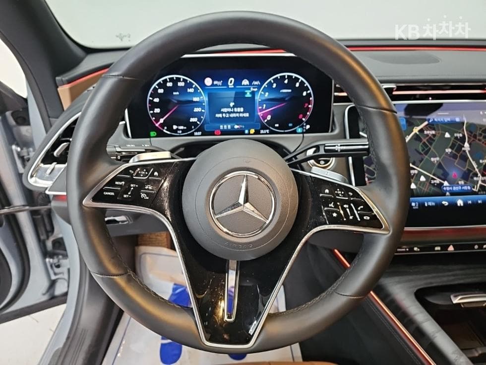 Mercedes-Benz E-클래스 (W214)E200 Avantgrade - 9