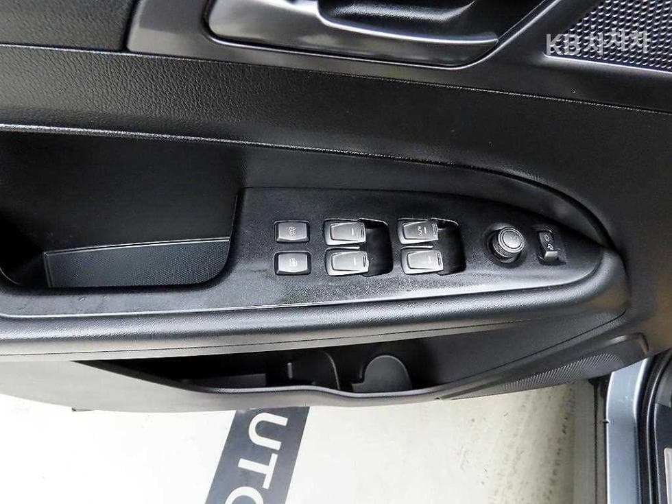 КейДжи Мобилити The New (фейслифт) Rexton Sports Khan2.2 4x4 Престиж - 11