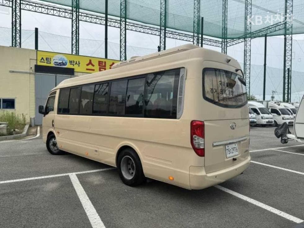 Джи Ем Корея 레Star장축 Premium 25-местен - 5