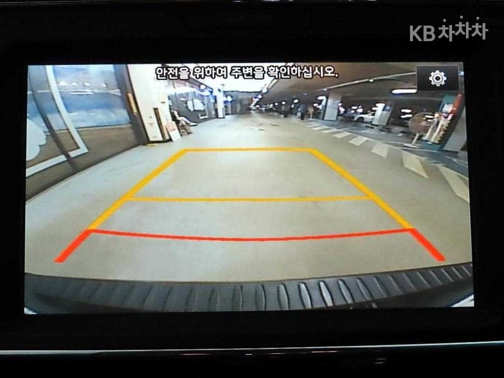 Киа All New Канивал9-местен 2.2 Дизел Престиж - 15