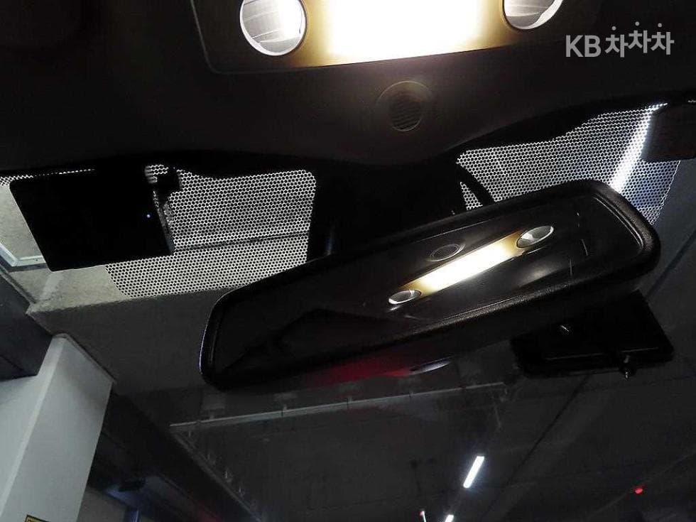 Рено Корея ALL New SM7 노바2.0 LPe За хора с увреждания - 16