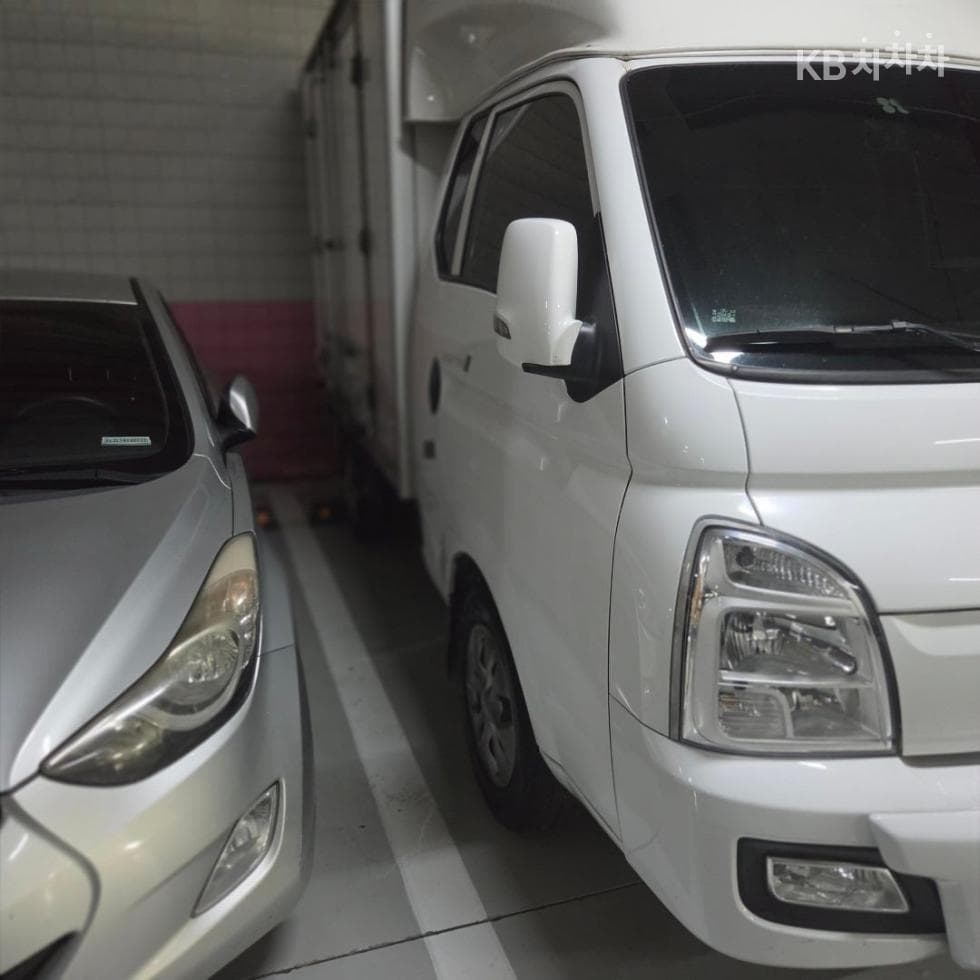 Хюндай Porter 2LPG Box Truck Удължено междуосие Super Cab ModernPlus - 3