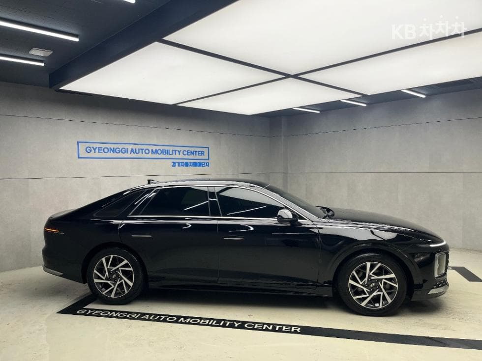 Хюндай Ди Всеново Grandeur (Azera)2.5L бензин 2WD Premium - 2