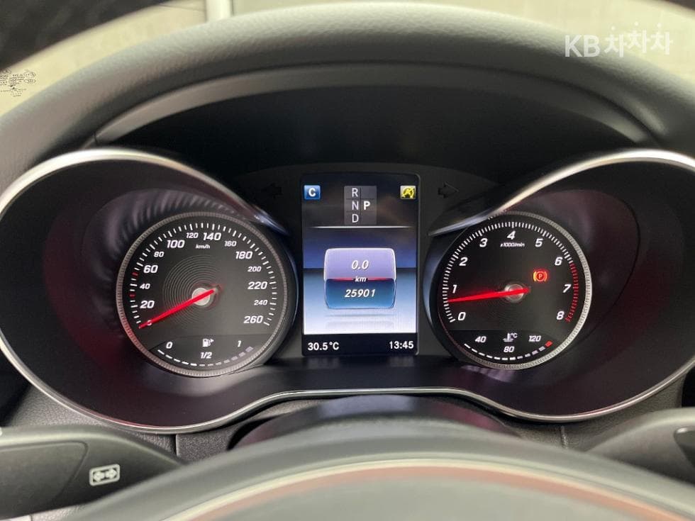 Mercedes-Benz The New (фейслифт) C-КласC200 Avantgarde W205 - 8