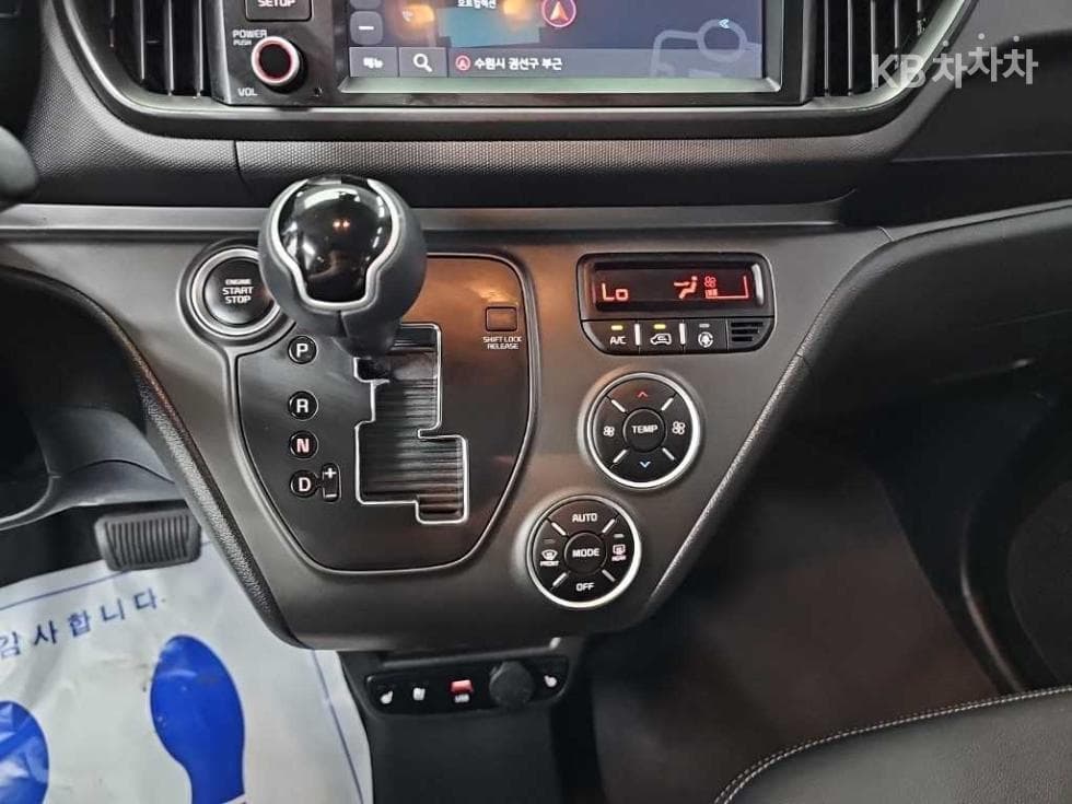 Kia The New (facelift) Kia Ray (van)1.0 Gasoline Prestige - 10