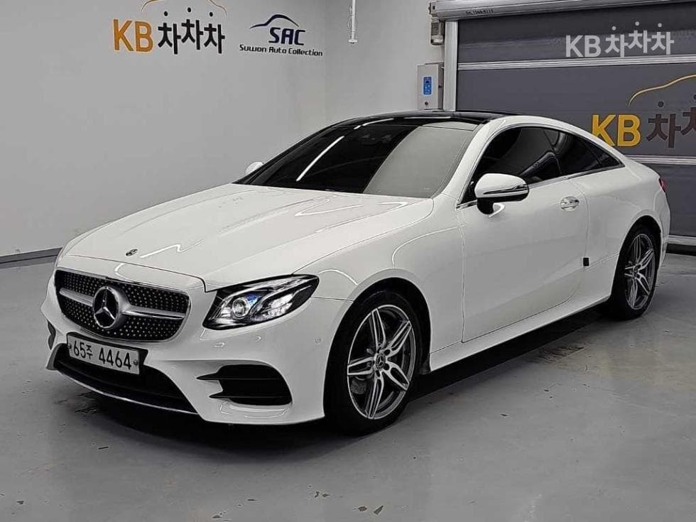 Mercedes-Benz E-Class (W213) E220d COUPE - Image 1
