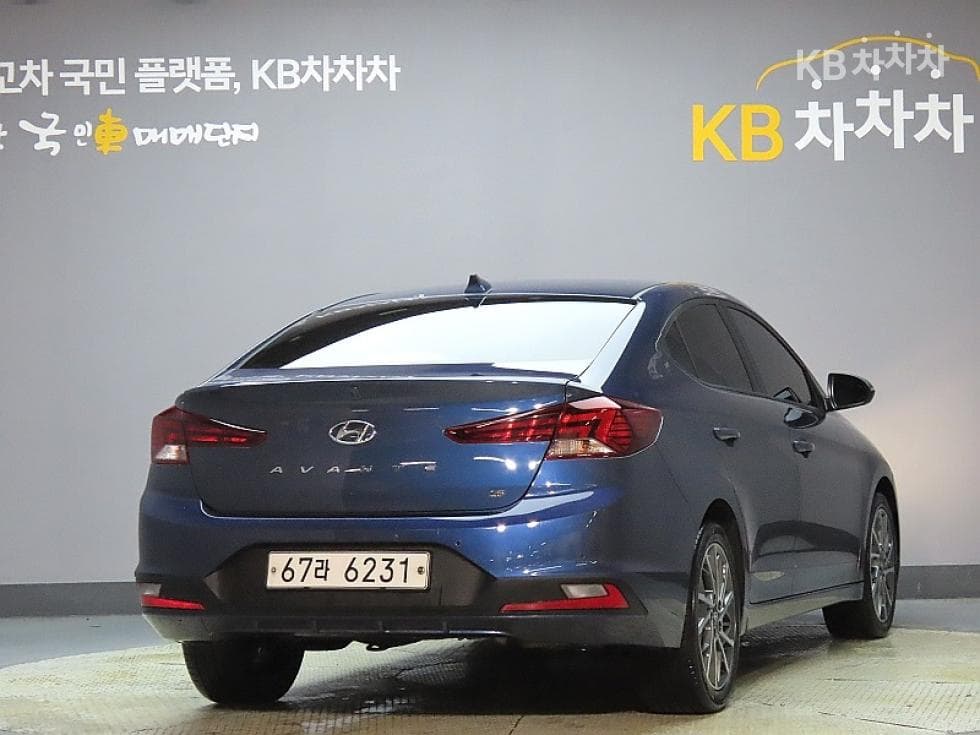 Хюндай The New (фейслифт) Avante (Elantra) ADSmartstream G1.6 Стил - 2