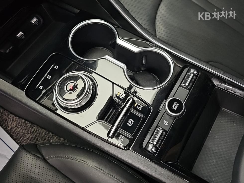 Kia K5 Hybrid Second generation2.0 Noblesse - 8
