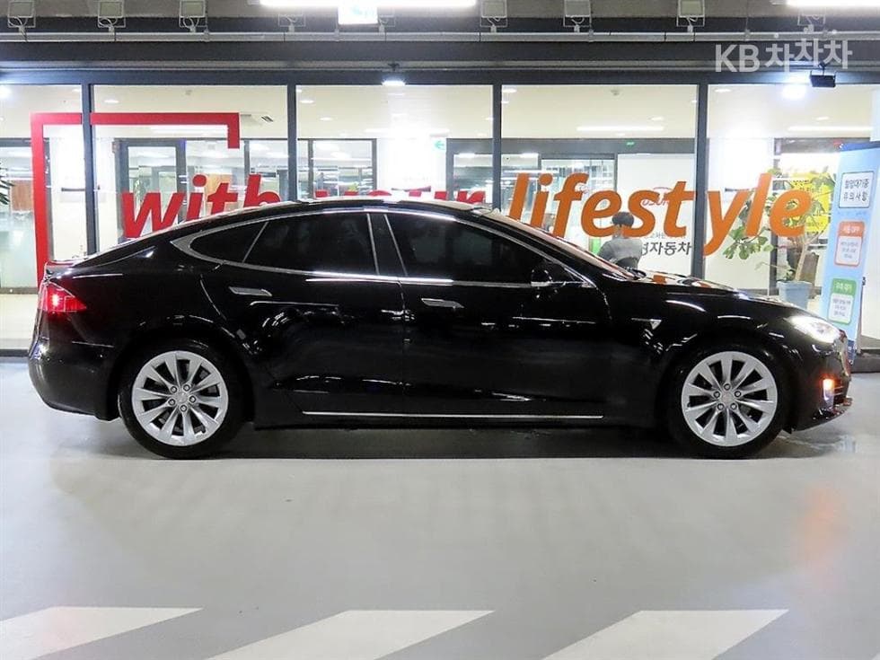 테슬라 모델 S75D - 3