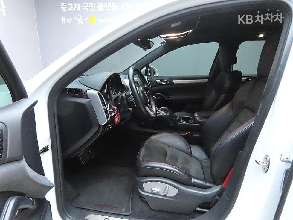Porsche Нов Cayenne(958)3.6 GTS 958 - 10