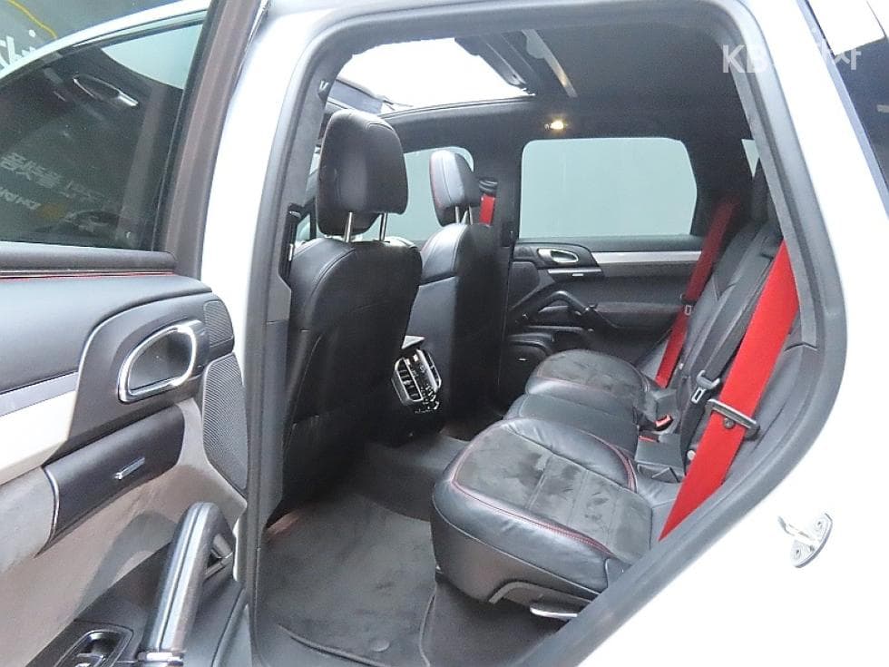 Porsche Нов Cayenne(958)3.6 GTS 958 - 11