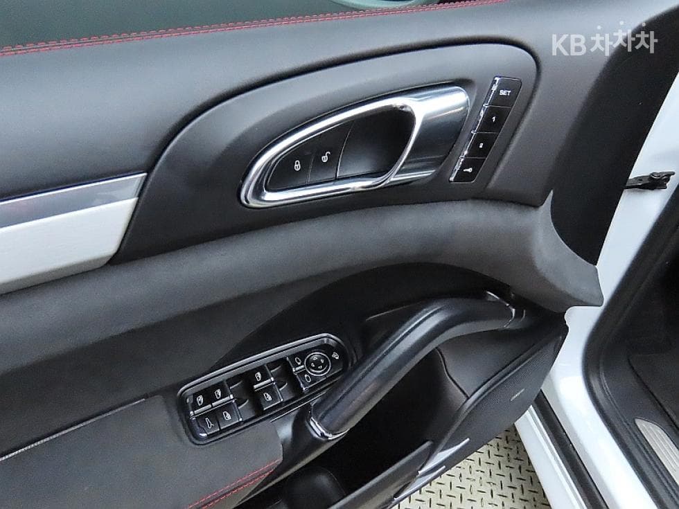 Porsche Нов Cayenne(958)3.6 GTS 958 - 13