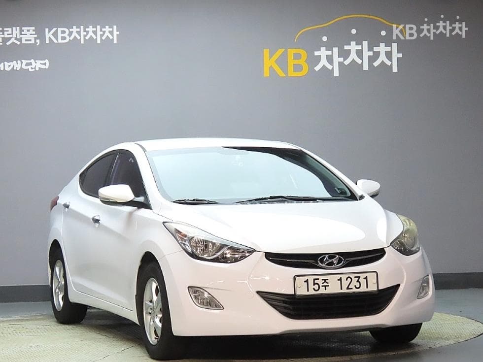 Хюндай Avante (Elantra)MDM16 GDi LUXURY - 3