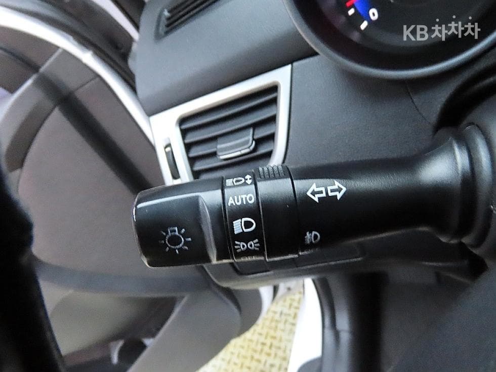 Хюндай Avante (Elantra)MDM16 GDi LUXURY - 14