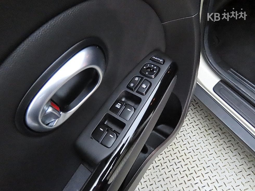 Киа All New Soul1.6 GDi Престиж - 13