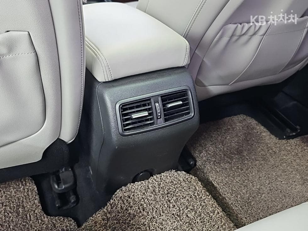 Renault Korea SM62.0 LPe Disabled-accessible RE - 13