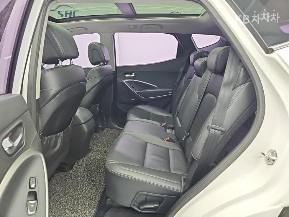 Hyundai Santa Fe DMHyundai R-engine 2.0 diesel 4WD PREMIUM - 12