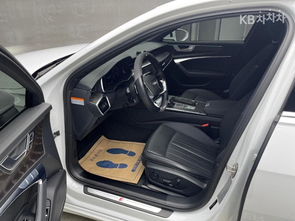 Ауди A6(C8)45 TFSI Quattro Premium - 5