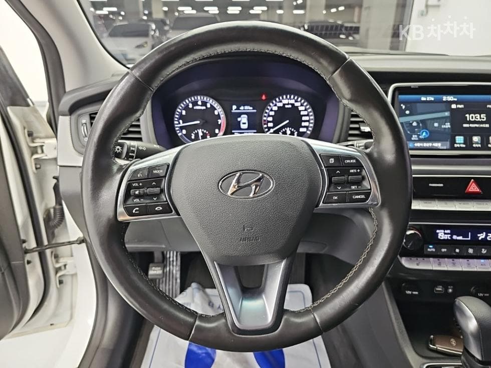 Hyundai Sonata New Rise2.0 Smart - 9