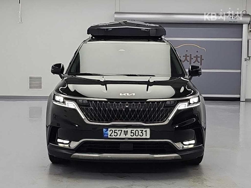 Kia Carnival 4th generationG3.5 GDI 9-seater Signature - 2