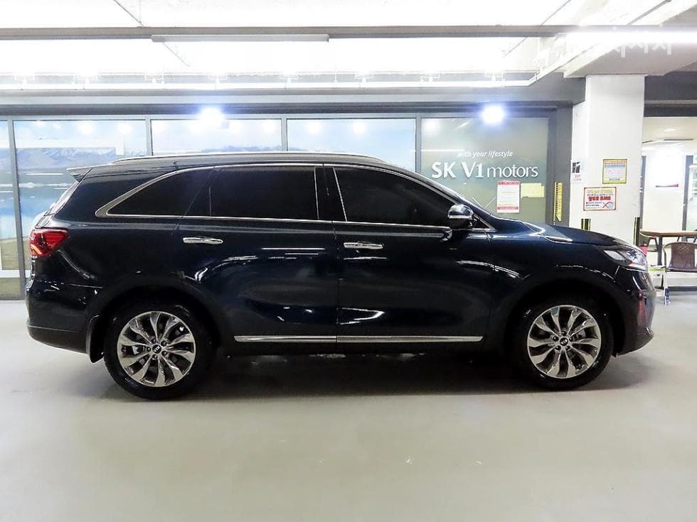 Киа The New (фейслифт) Sorento2.0 Дизел 2WD Престиж - 3