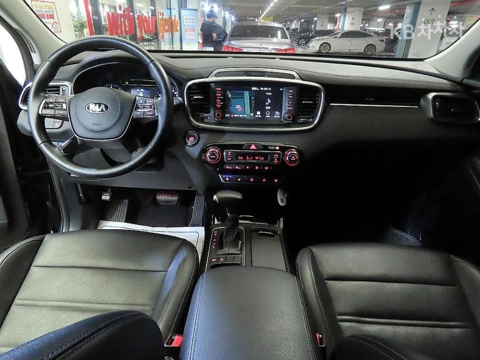 Киа The New (фейслифт) Sorento2.0 Дизел 2WD Престиж - 10