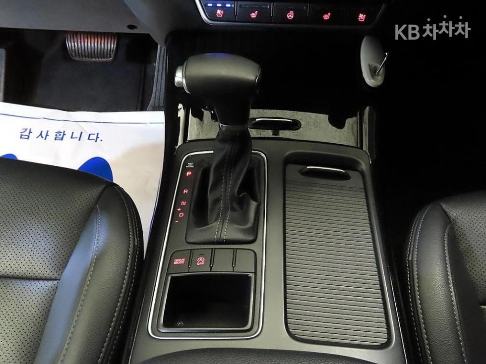 Киа The New (фейслифт) Sorento2.0 Дизел 2WD Престиж - 12