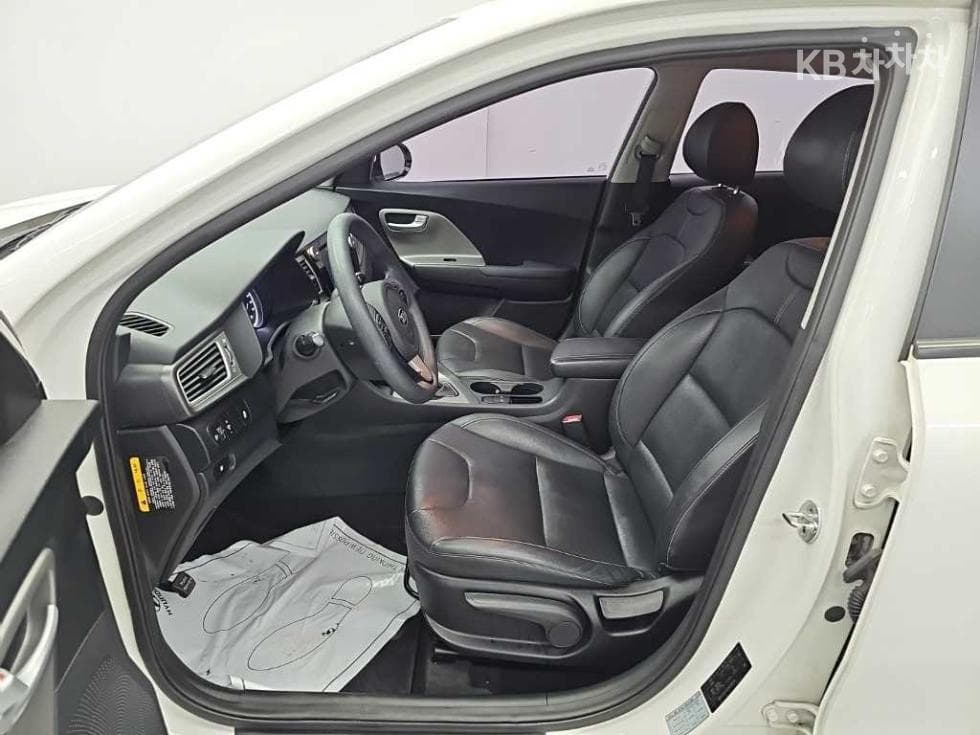 Kia Niro1.6 Luxury - 11