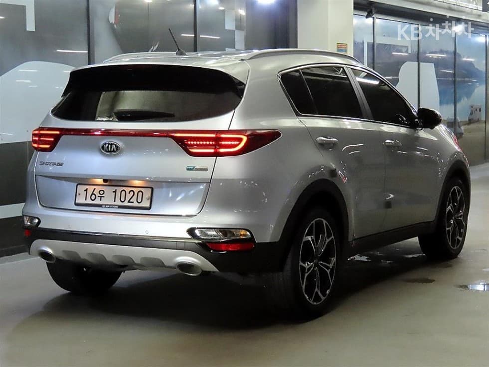 Киа Sportage 더 볼드2.0 Дизел 2WD Noblesse - 4