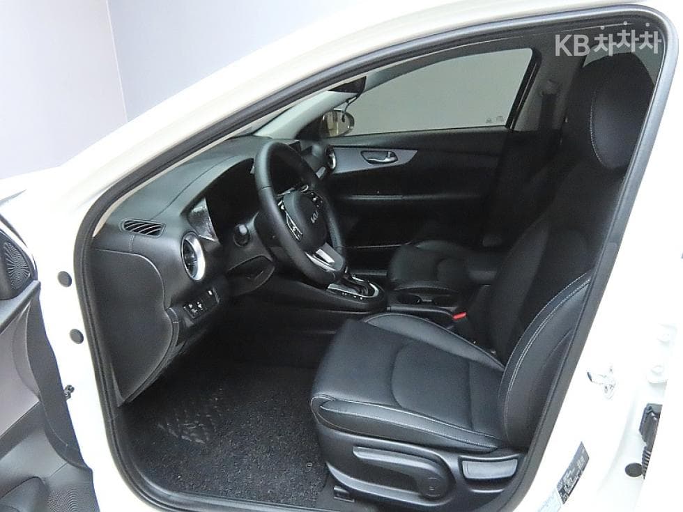 Киа The New (фейслифт) K31.6 Бензин Престиж Стандартен - 10