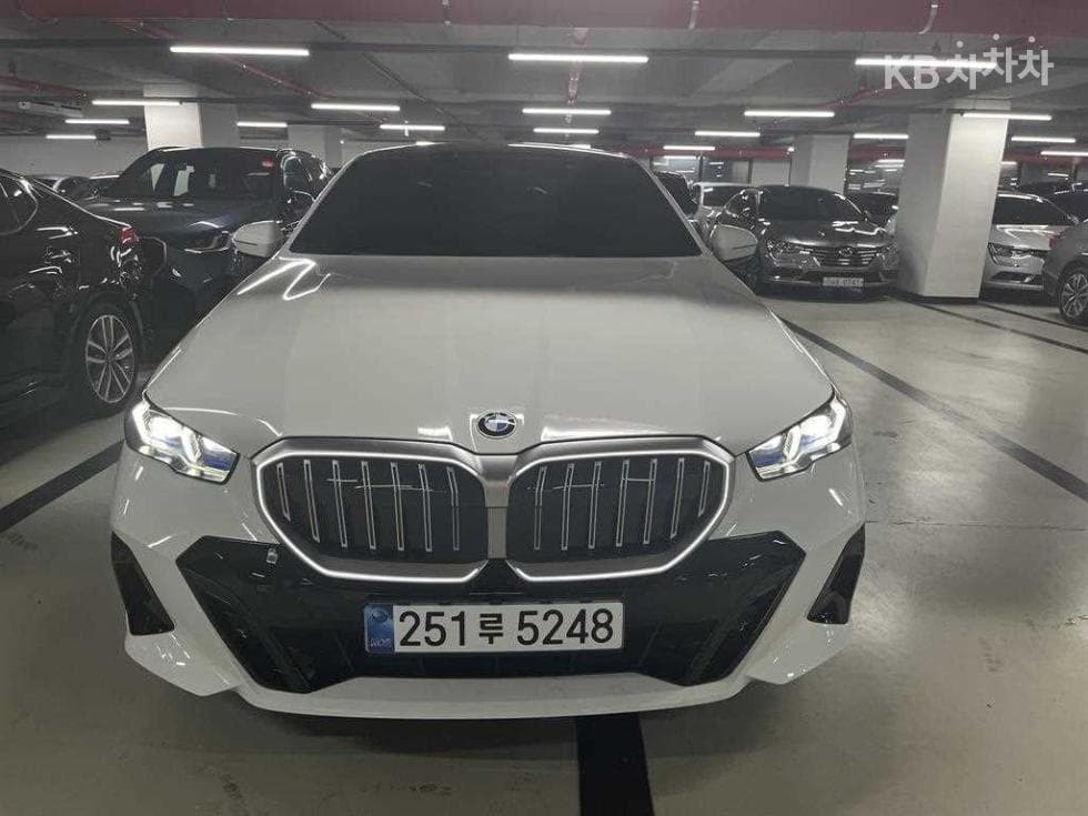BMW Нов5 Серия(G60) 523d M Sport - Image 1