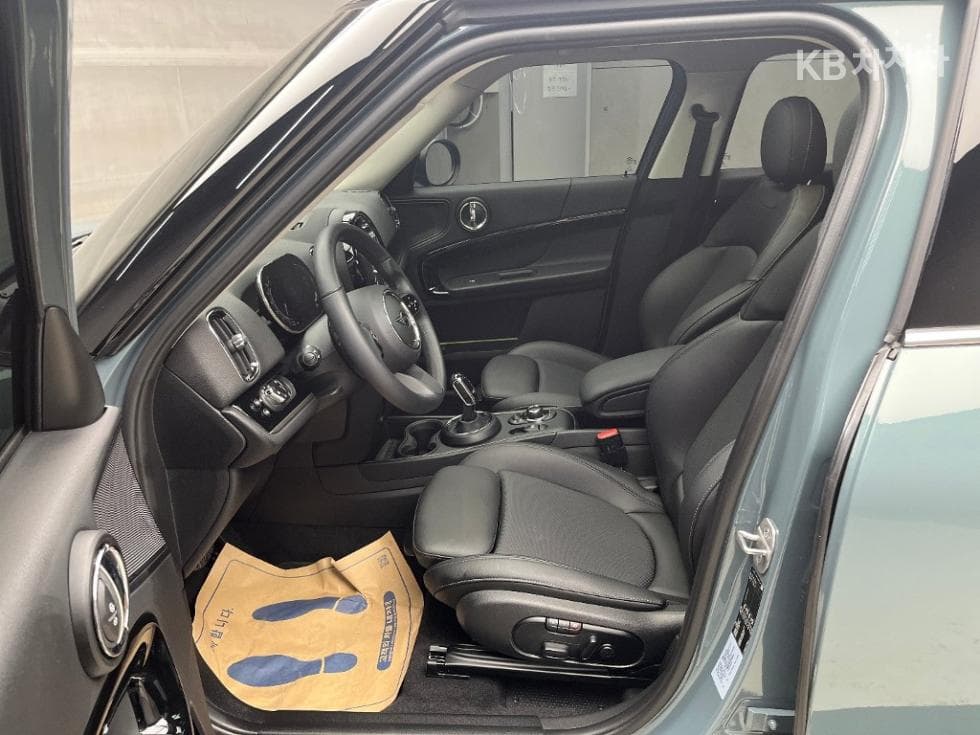 Мини Countryman (F60)1.5 Cooper Classic Plus Стандартен - 5