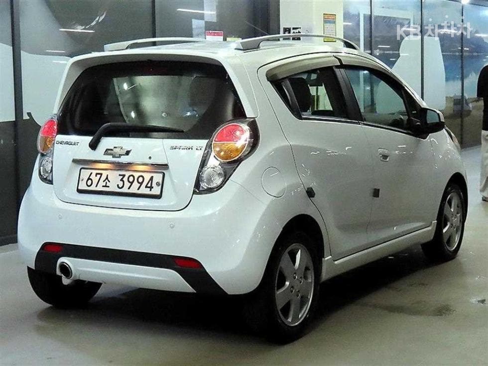 Джи Ем Корея Chevrolet Спарк스트라이프 에디션 Стандартен - 4