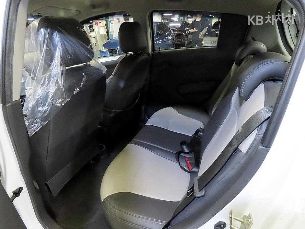 Джи Ем Корея Chevrolet Спарк스트라이프 에디션 Стандартен - 7