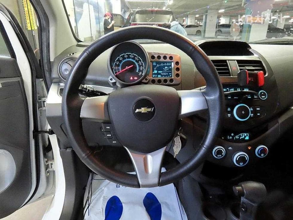 Джи Ем Корея Chevrolet Спарк스트라이프 에디션 Стандартен - 8