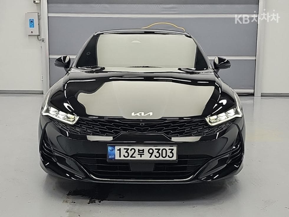 Kia K5 3rd Gen2.0 Gasoline Noblesse - 2