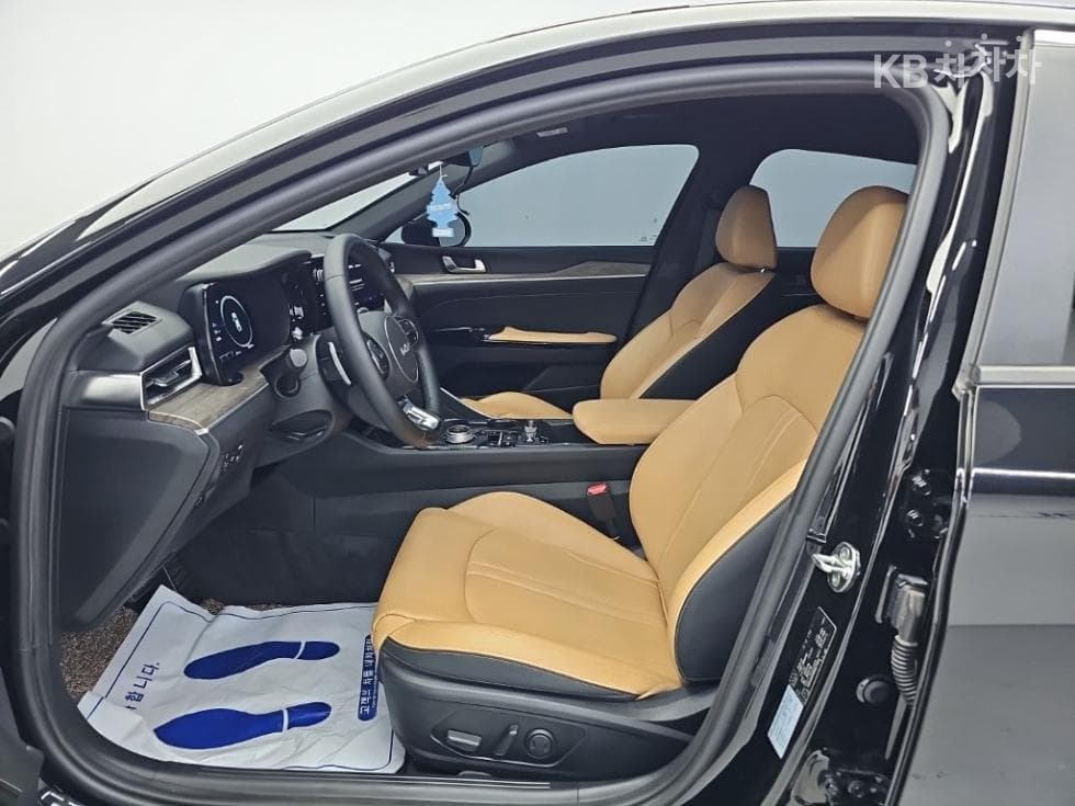 Kia K5 3rd Gen2.0 Gasoline Noblesse - 11