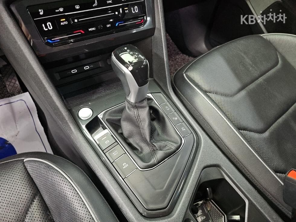 Volkswagen Tiguan Allspace2.0 Turbocharged Stratified Injection (VW) Prestige - 8