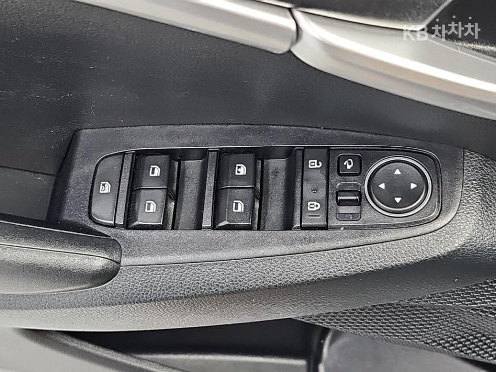 Kia Seltos1.6 Diesel 2WD Trendy - 16